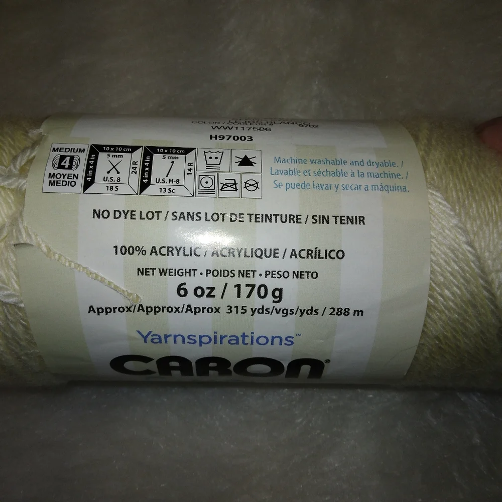 YARN 2 Skeins Caron Simply Soft 6 ounces, Off White H97003